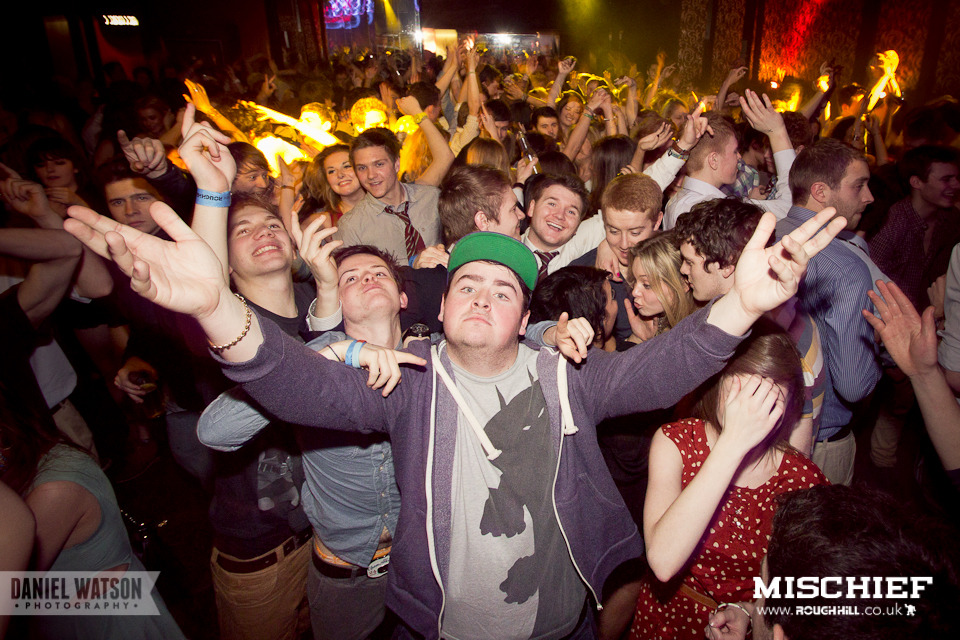 IMAGE: http://payload34.cargocollective.com/1/3/110609/2982748/07-03-2012-21_960.jpg